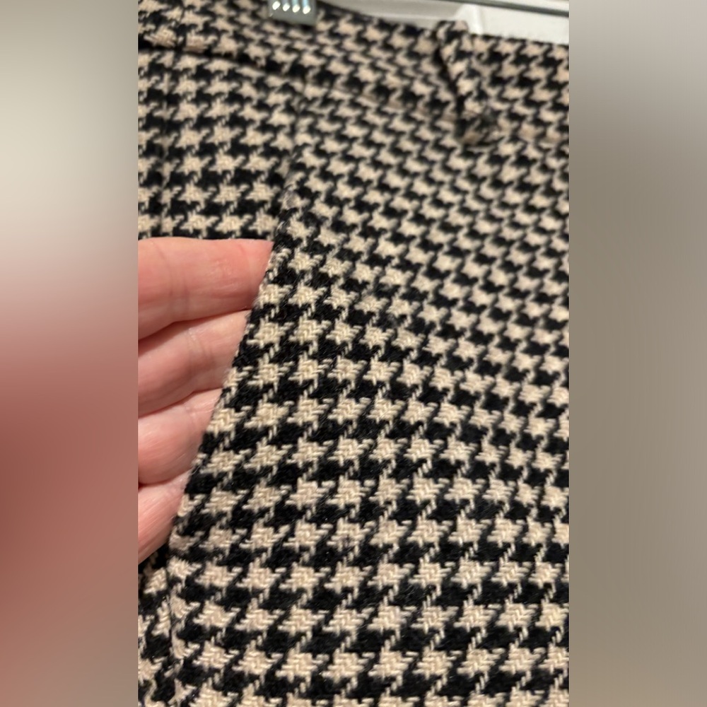 Houndstooth City Fit Pants - Picture 2 of 10